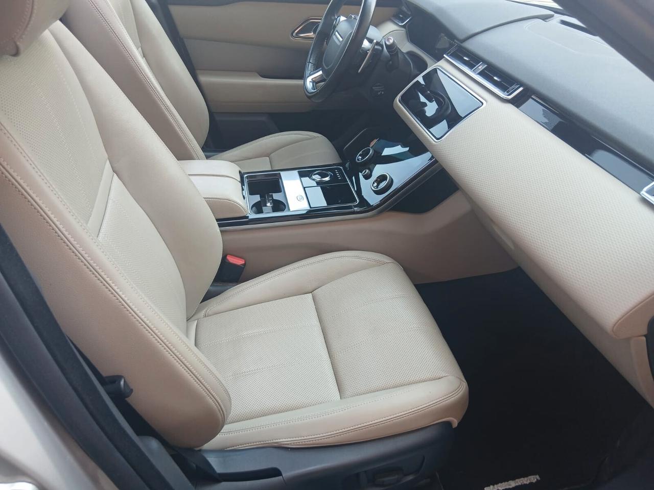 Land Rover Range Velar 2.0 TD4 180 CV R-Dynamic HSE