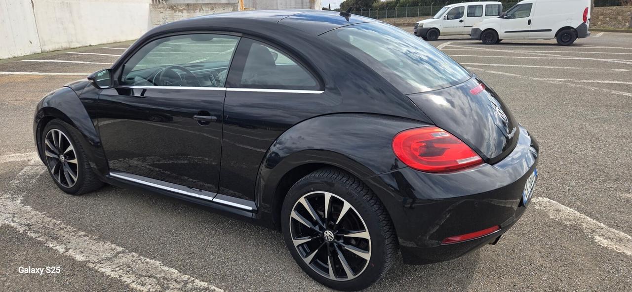 Volkswagen Maggiolino 1.6 TDI Design