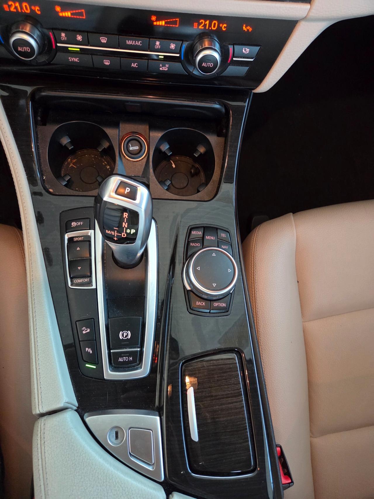 Bmw 520 520d xDrive Luxury