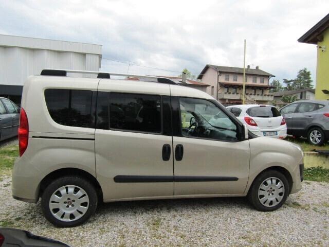 Fiat Doblo Doblò 2.0 MJT 16V Emotion con GANCIO