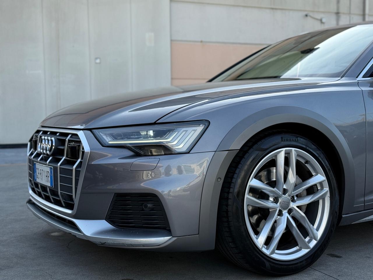 Audi A6 allroad 286 CV 3.0 TDI 2020 - PERMUTABILE