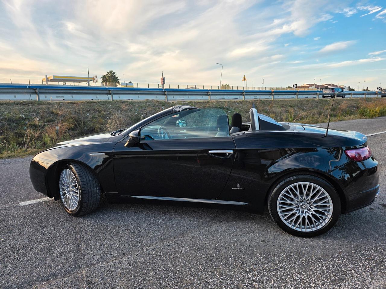 Alfa Romeo Spider