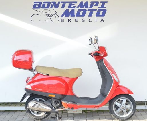 VESPA 50 LX 4T - 2016 - KM. 11000 + BAULETTO