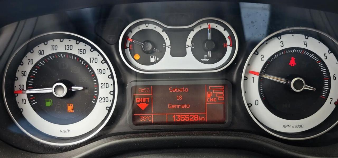 Fiat 500L 0.9 TwinAir Turbo Natural Power Lounge