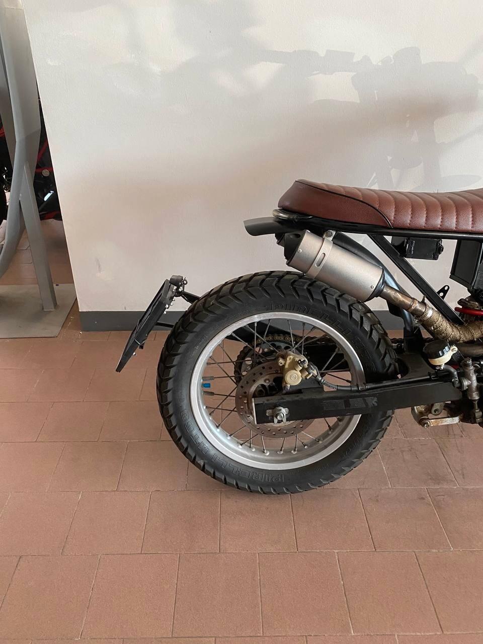 Honda dominator 650