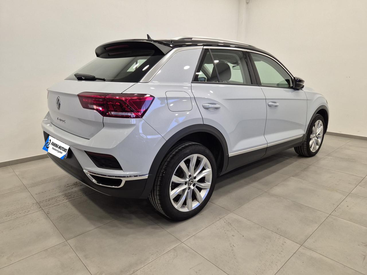 Volkswagen T-Roc 1.5 TSI Style dsg - Carplay - ACC/Lim - Sens. Park