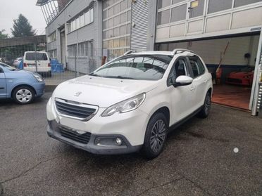 PEUGEOT 2008 BlueHDi 100 Allure