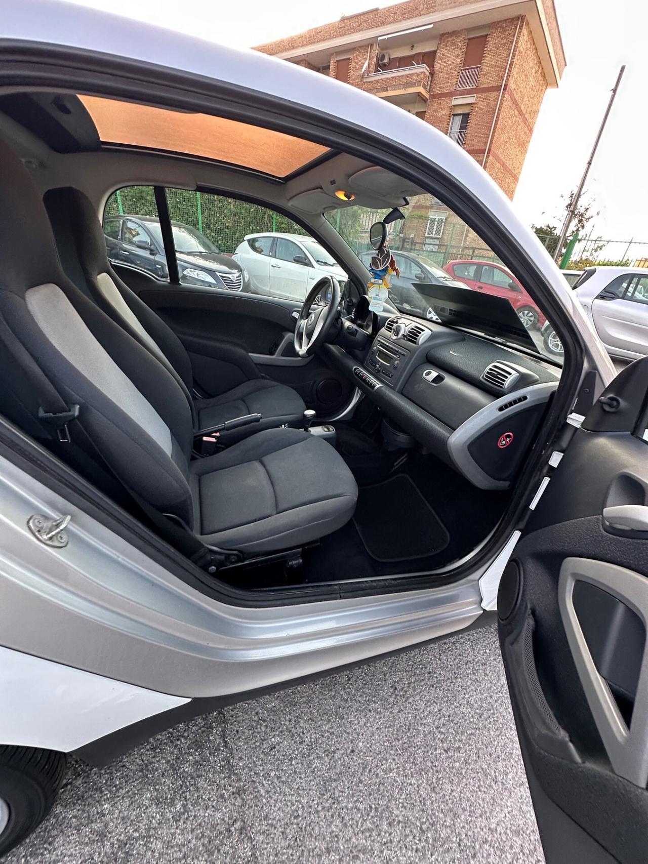 Smart ForTwo 1000 52 kW MHD coupé passion