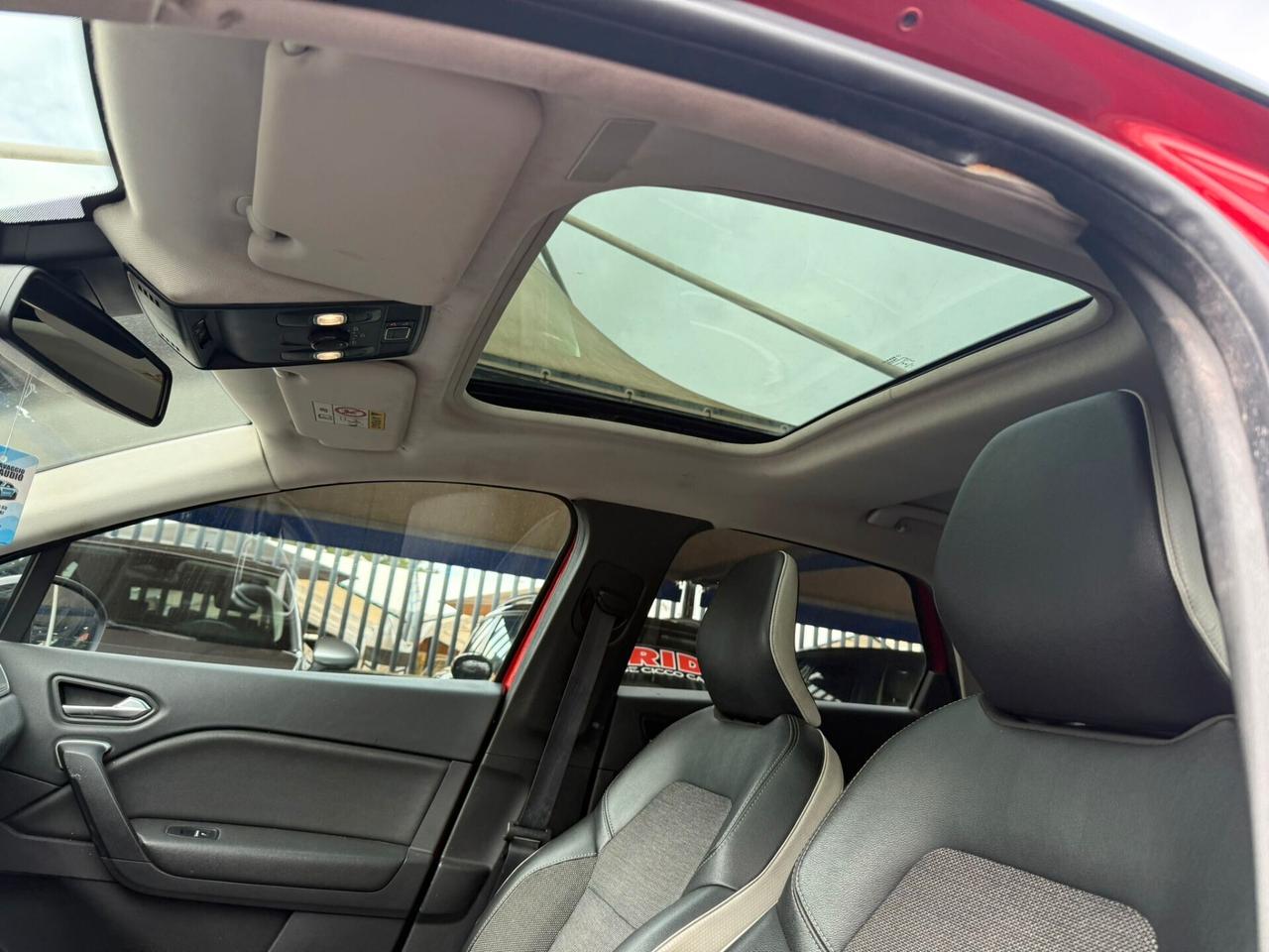 Renault Captur Blue dCi 115 CV EDC Zen