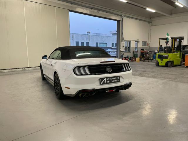 FORD Mustang CONVERTIBLE 5.0 V8 TIVCT AUT. GT