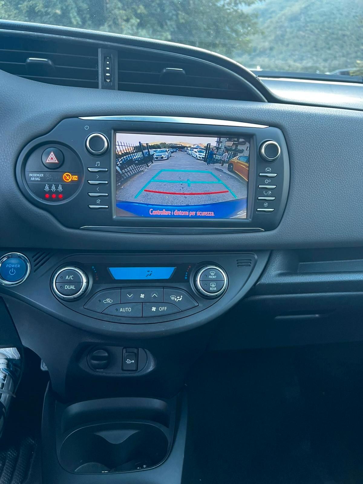 Toyota Yaris 1.5 Hybrid 5 porte Active