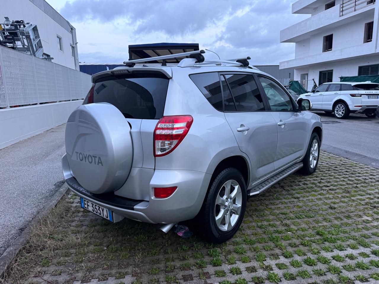 Toyota RAV 4 2.2 D-4D 150 CV DPF Exclusive
