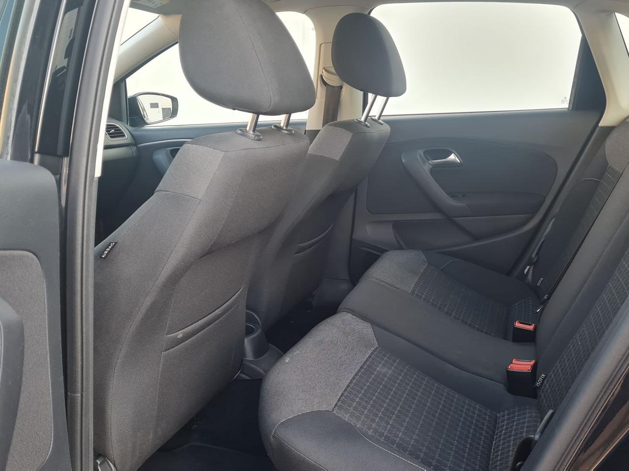 Volkswagen Polo 1.0 CONFORTLINE #6797