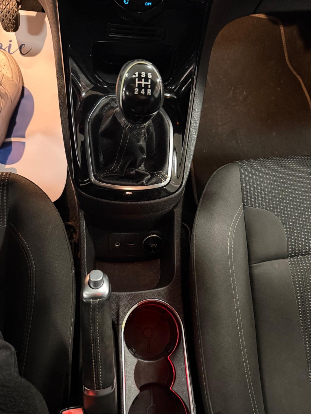 Ford Fiesta 1.5 TDCi 75CV 5P. Titanium Ok Neopatentati