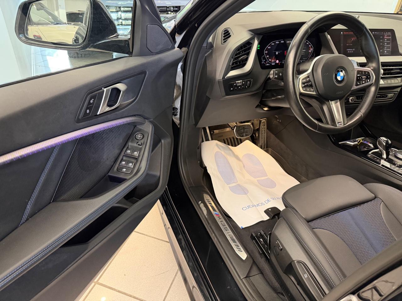 Bmw 135 M 135i xDrive Colorvision Edition