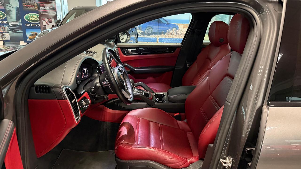 Porsche Cayenne Coupe 3.0 e-hybrid 5p.ti tiptronic
