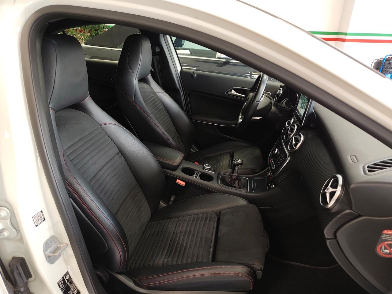 Mercedes-benz A180 Premium AMG NEOPATENTATI