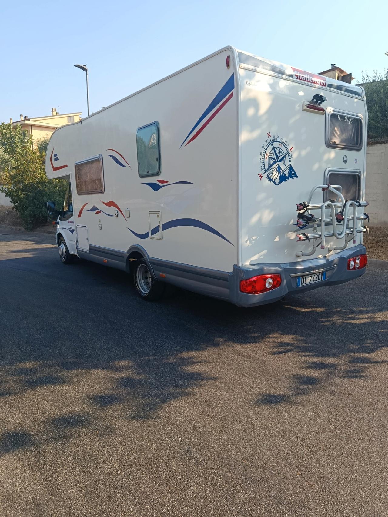 Challenger Genius49 7 posti letto