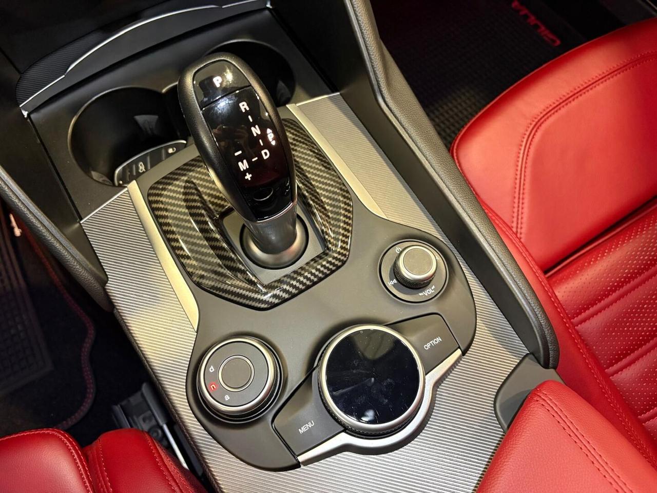 Alfa Romeo Giulia 2.2 t B-Tech 190cv auto