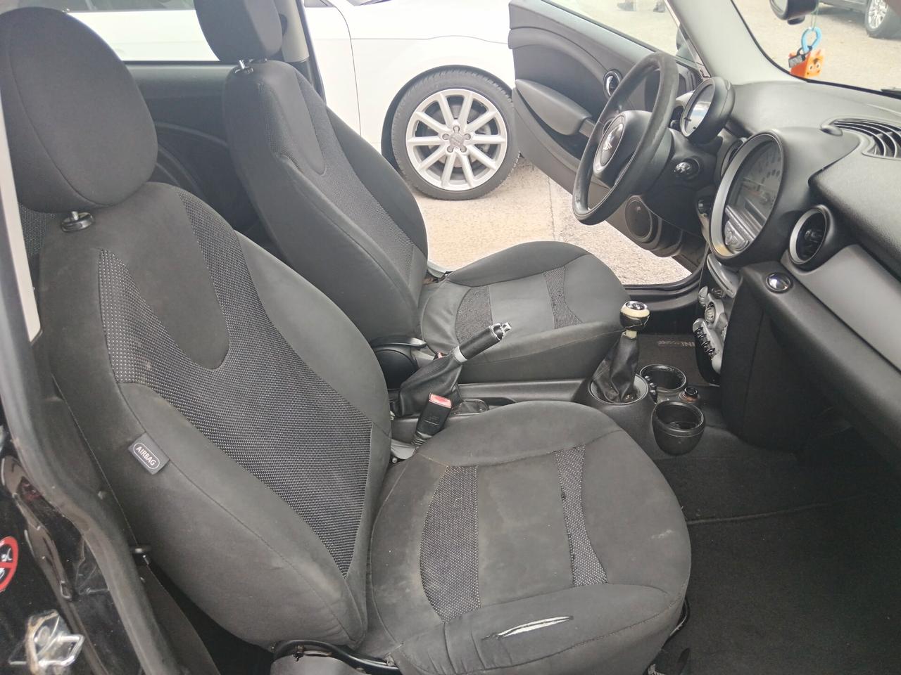 Mini 1.6 16V 109CV COOPER D - 2007