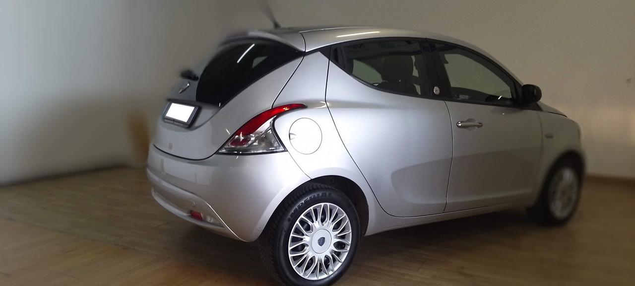Lancia Ypsilon 1.2 GPL Ecochic