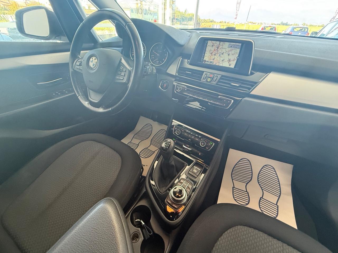 Bmw 2er Active Tourer 218d Advantage