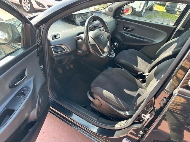 Lancia Ypsilon 1.2 69 CV 5 porte GPL Ecochic Gold,Uniprop, Ok Neopatentati!!