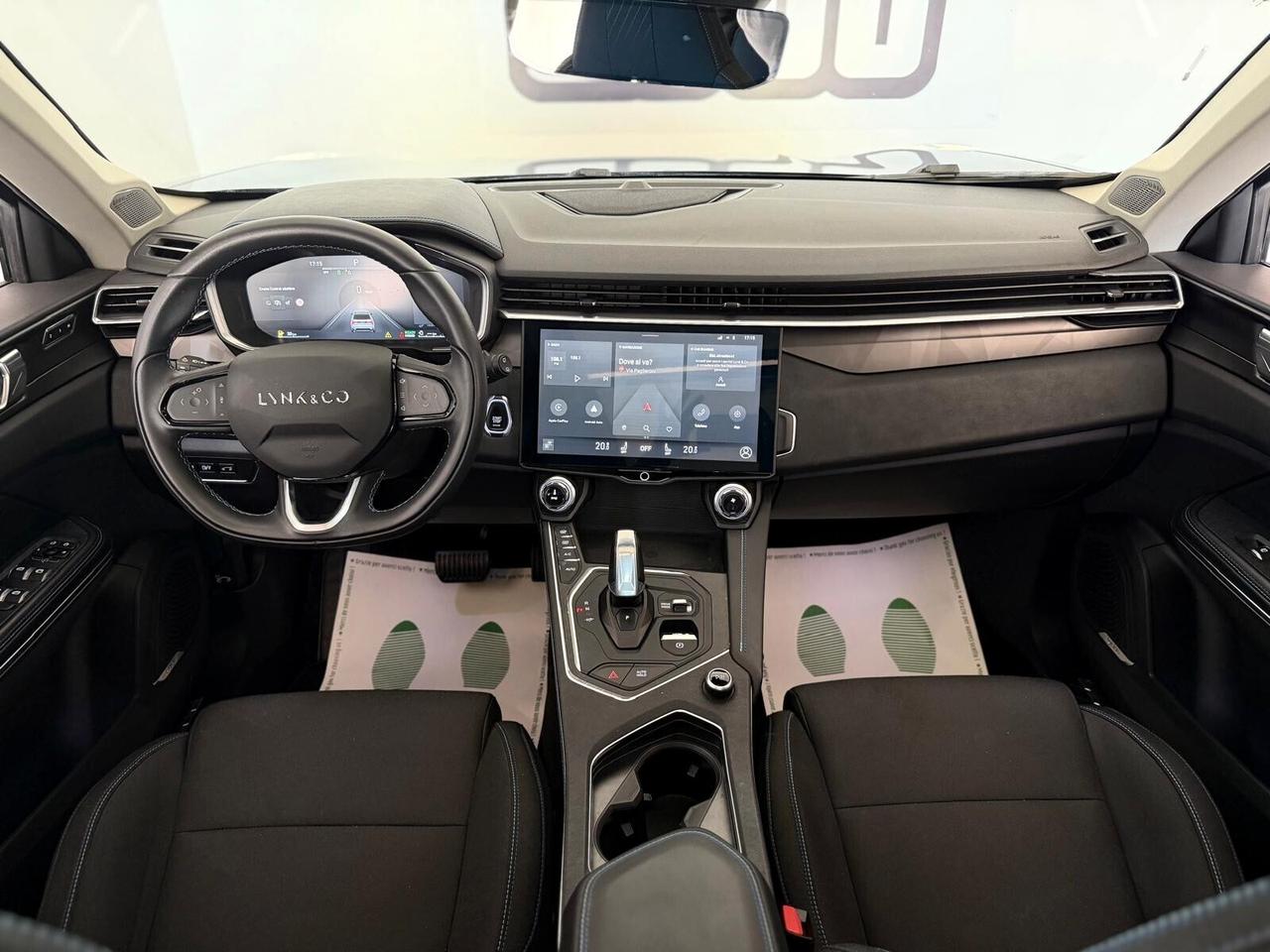 Lynk&co 01 PHEV More