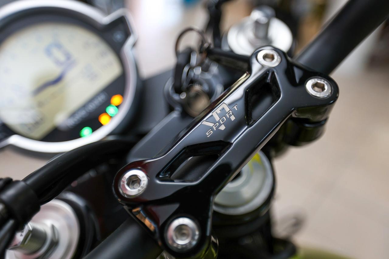 Moto Guzzi V7 SPORT DEMO AZIENDALE