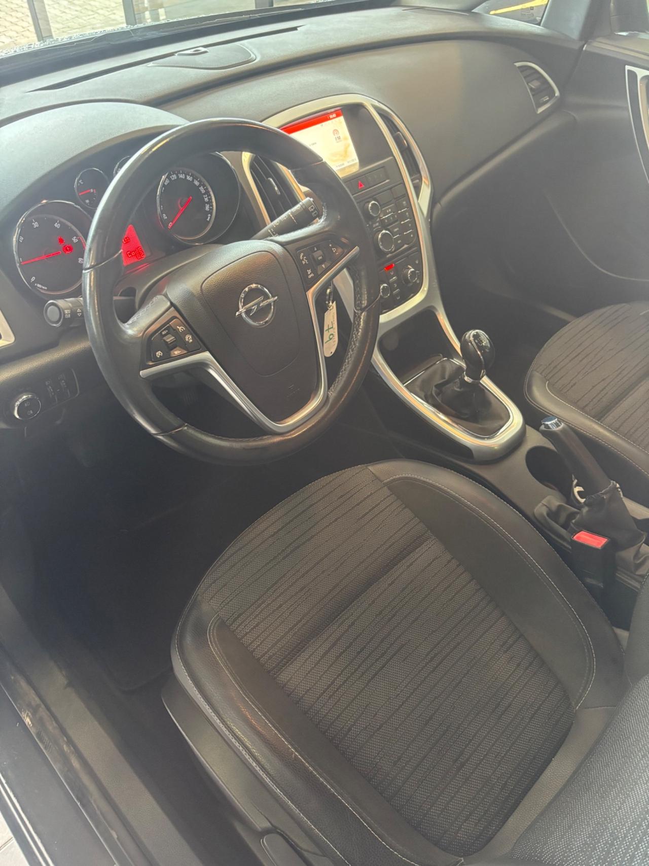 Opel Astra 1.7 CDTI 110CV 5 porte Cosmo