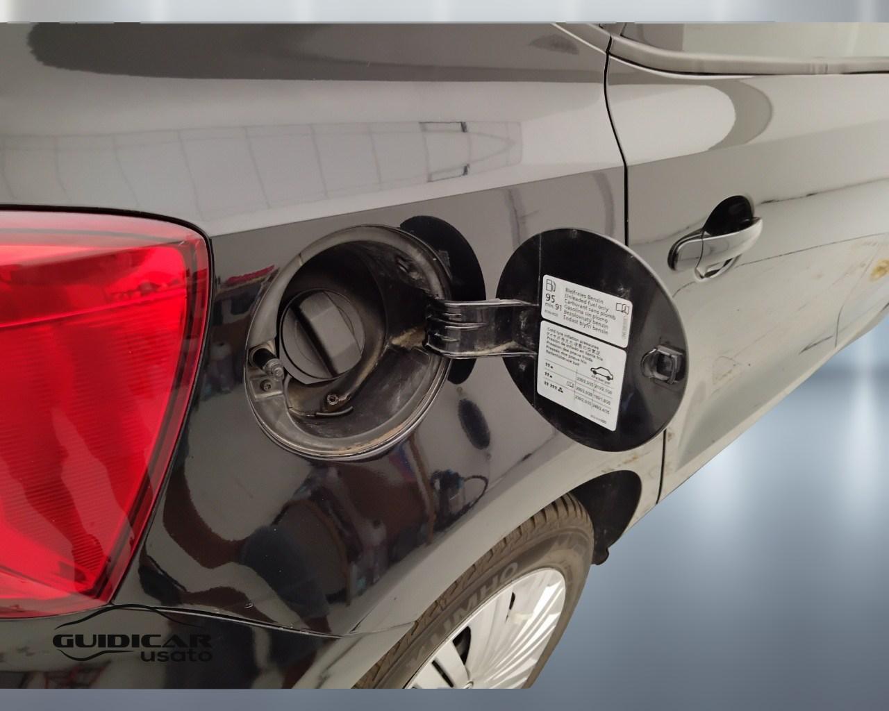 VOLKSWAGEN Polo V 2014 - Polo 5p 1.0 mpi Comfortline 75cv