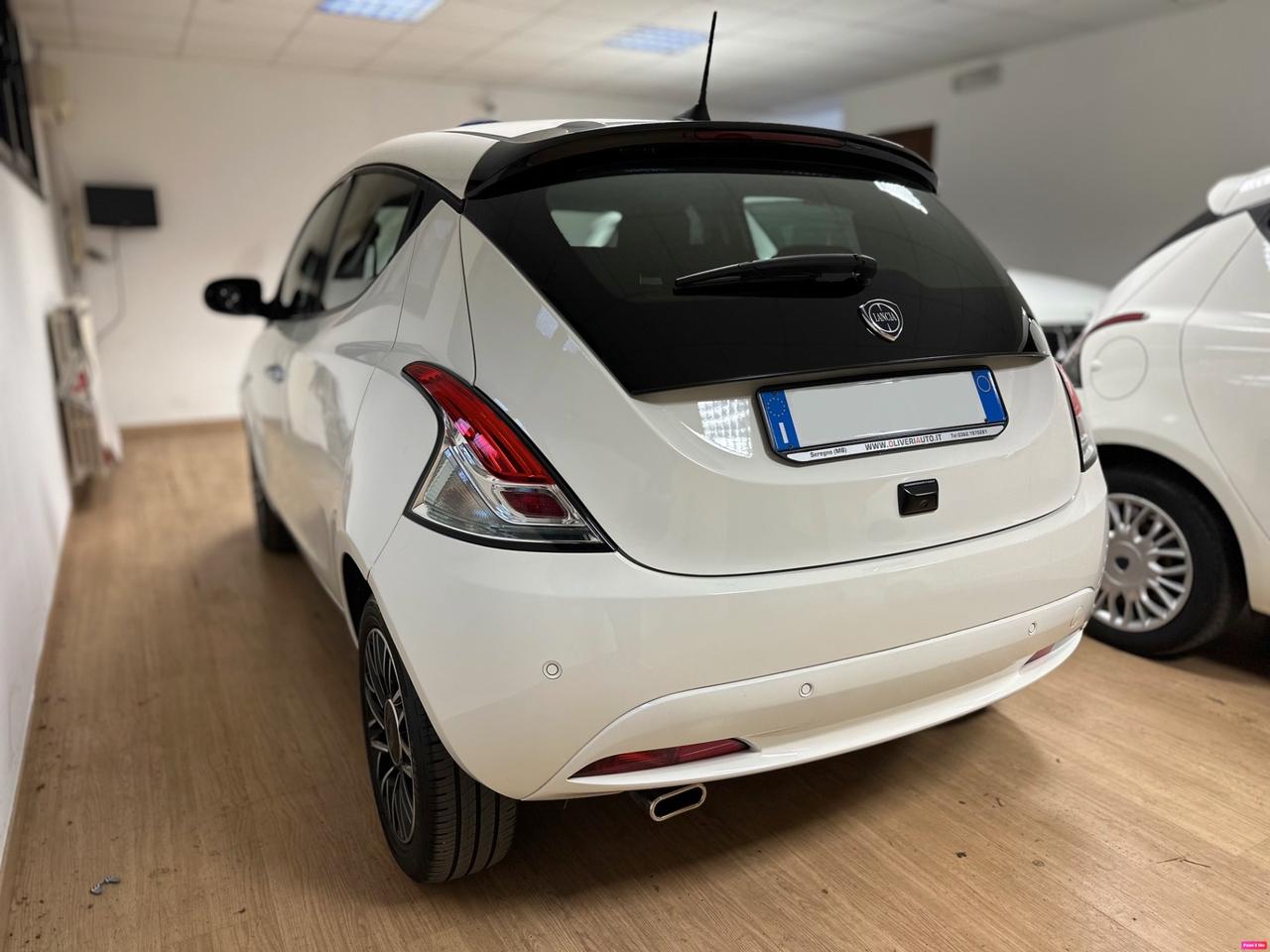 Lancia Ypsilon Hybrid Platino PREZZO REALE