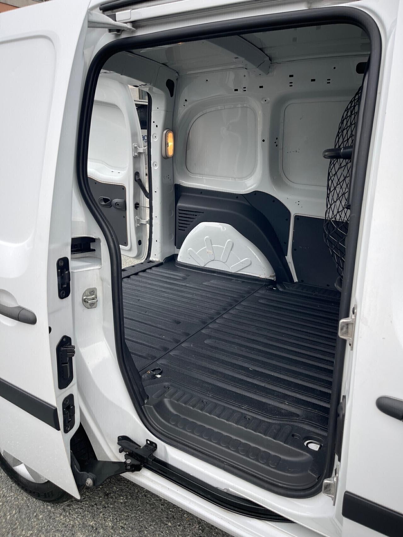 Renault Kangoo 1.5 dCi 90CV - NEOPATENTATI