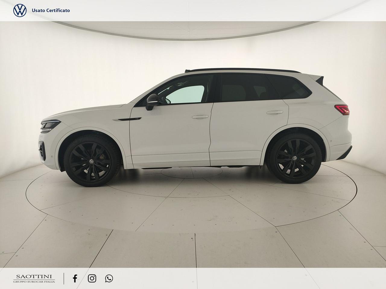 3.0 TDI Elegance R-line exterior pack Tiptronic