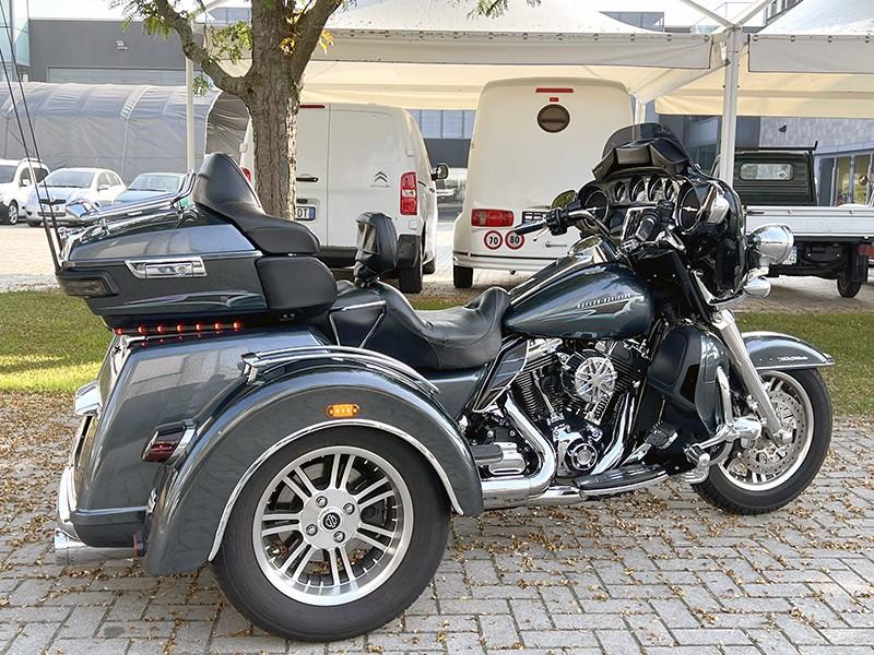 Harley Davidson Tri Glide Ultra FLHTCUTG