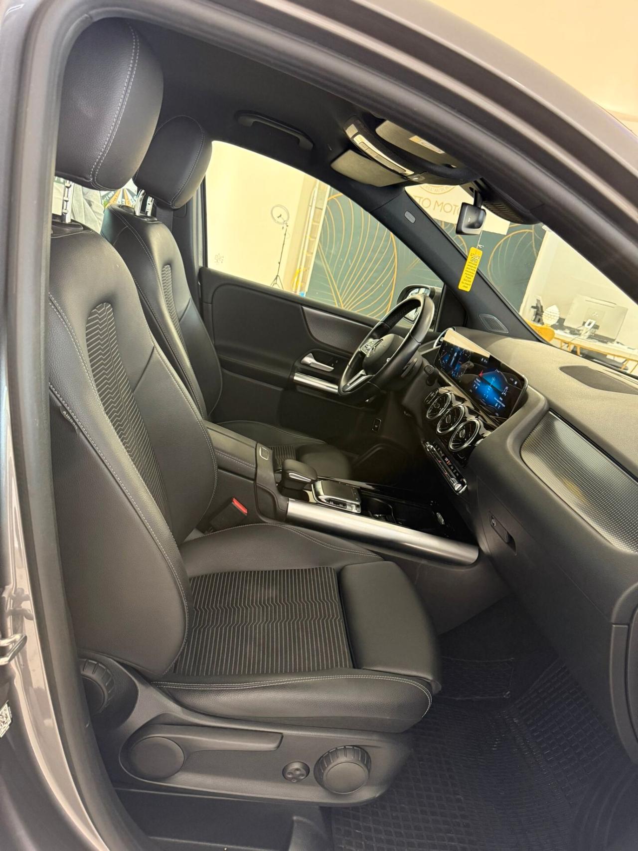 Mercedes Classe B 180d Sport AUTOMATICA 2021 Soli 90.000 KM