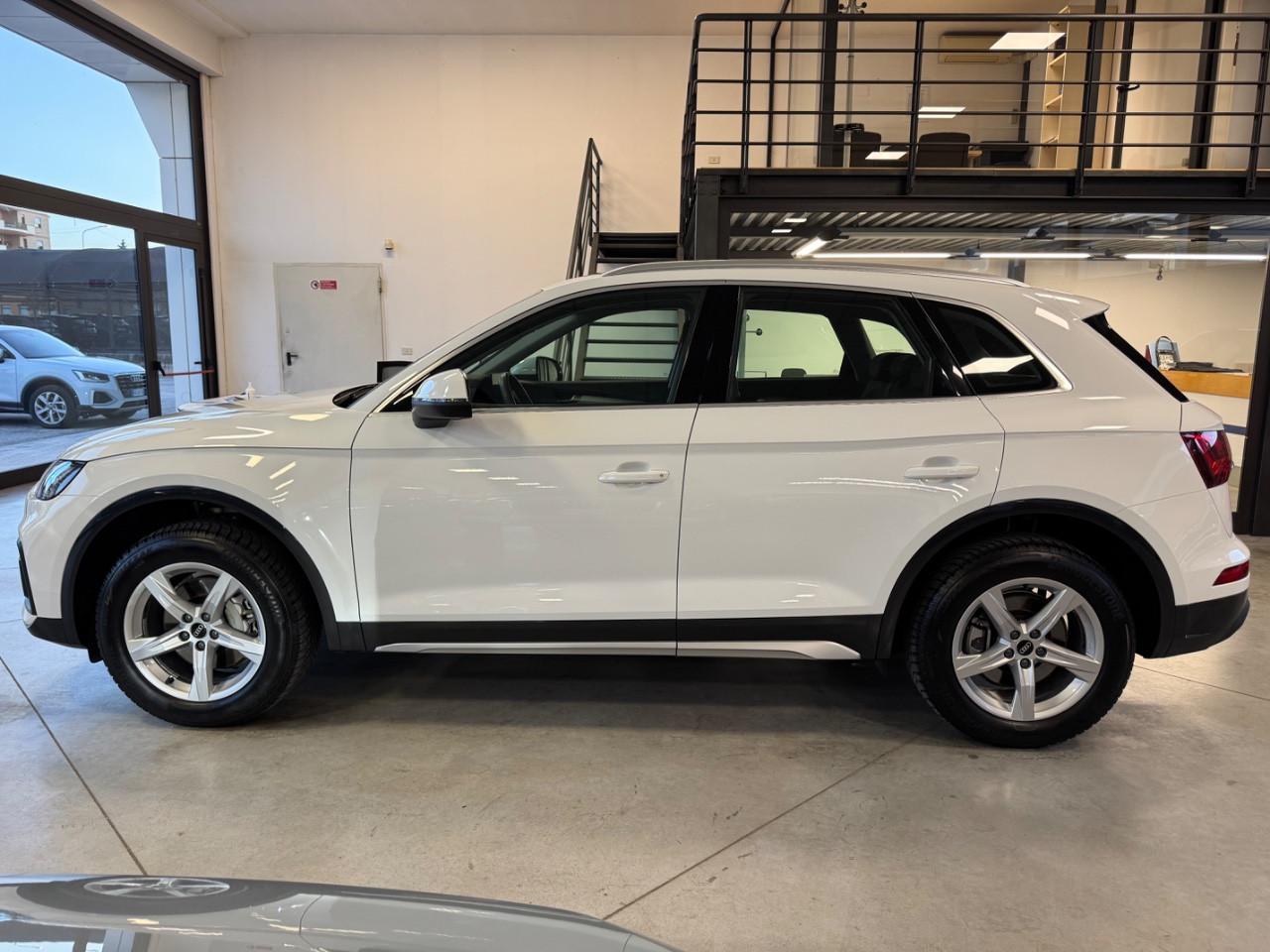 Audi Q5 40 TDI mhev 12V Business Advanced Quattro S-Tronic