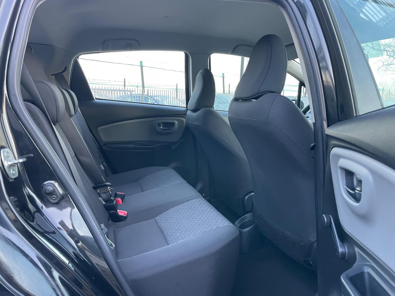 Toyota Yaris 1.0 5 porte Lounge