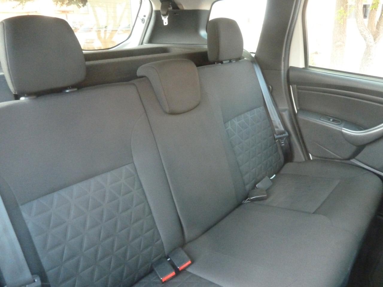 Dacia Duster 1.5 dCi 110CV 4x4 ok neopatentati