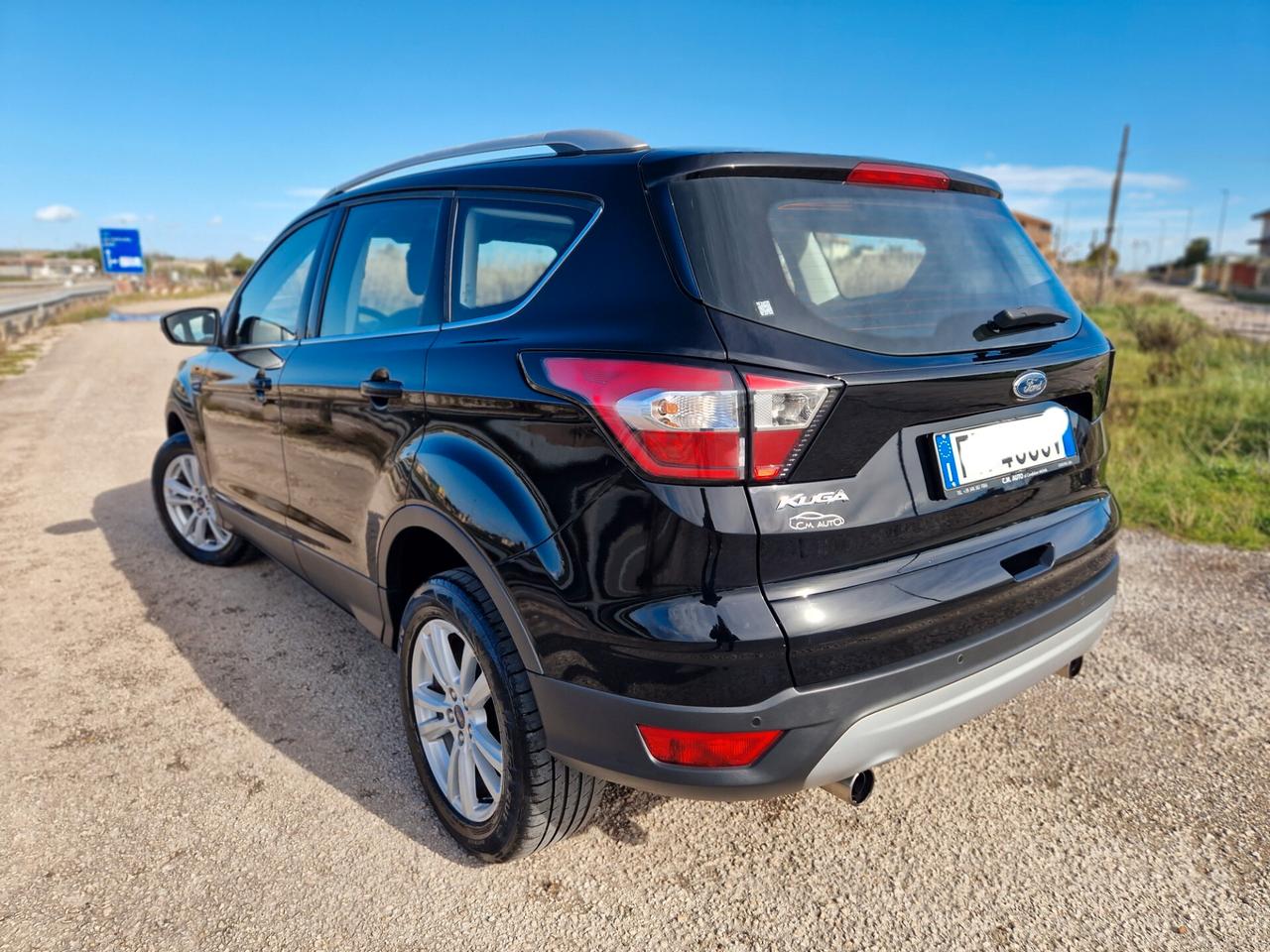Ford Kuga 1.5 TDCI 120 CV S&S 2WD Business