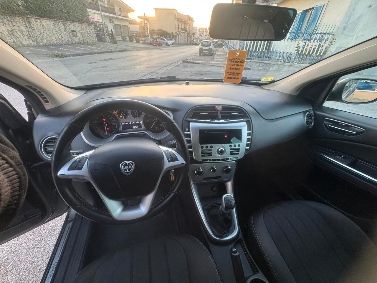 Lancia Delta 1.6 MJT DPF 105 CV Gold