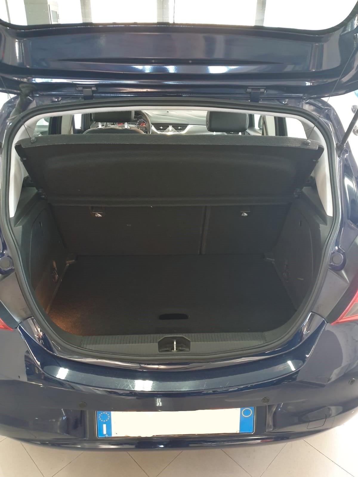 Opel Corsa 1.4 90CV GPL Tech 5 porte Innovation