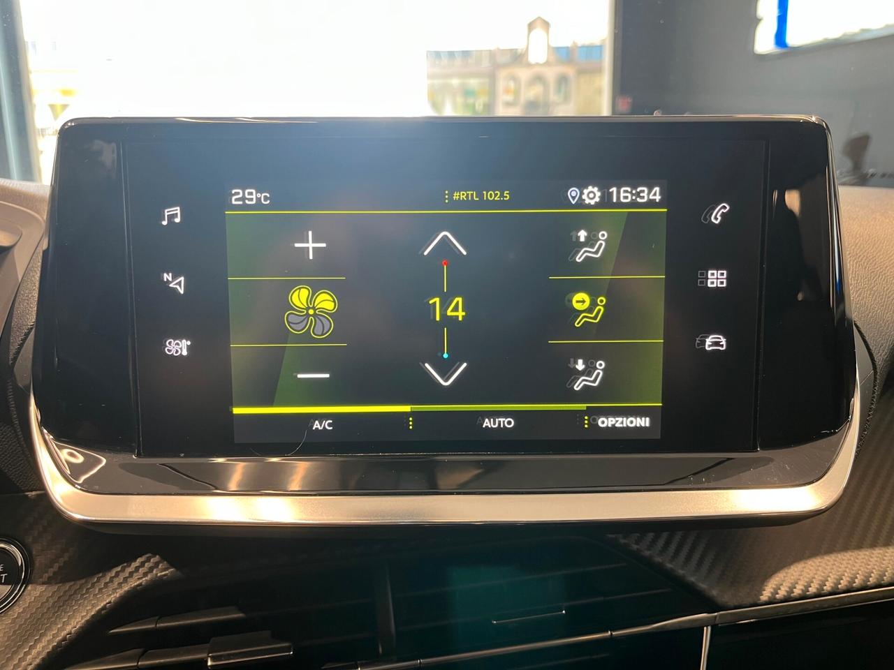 Peugeot 2008 BlueHDi 110 S&S Allure Pack