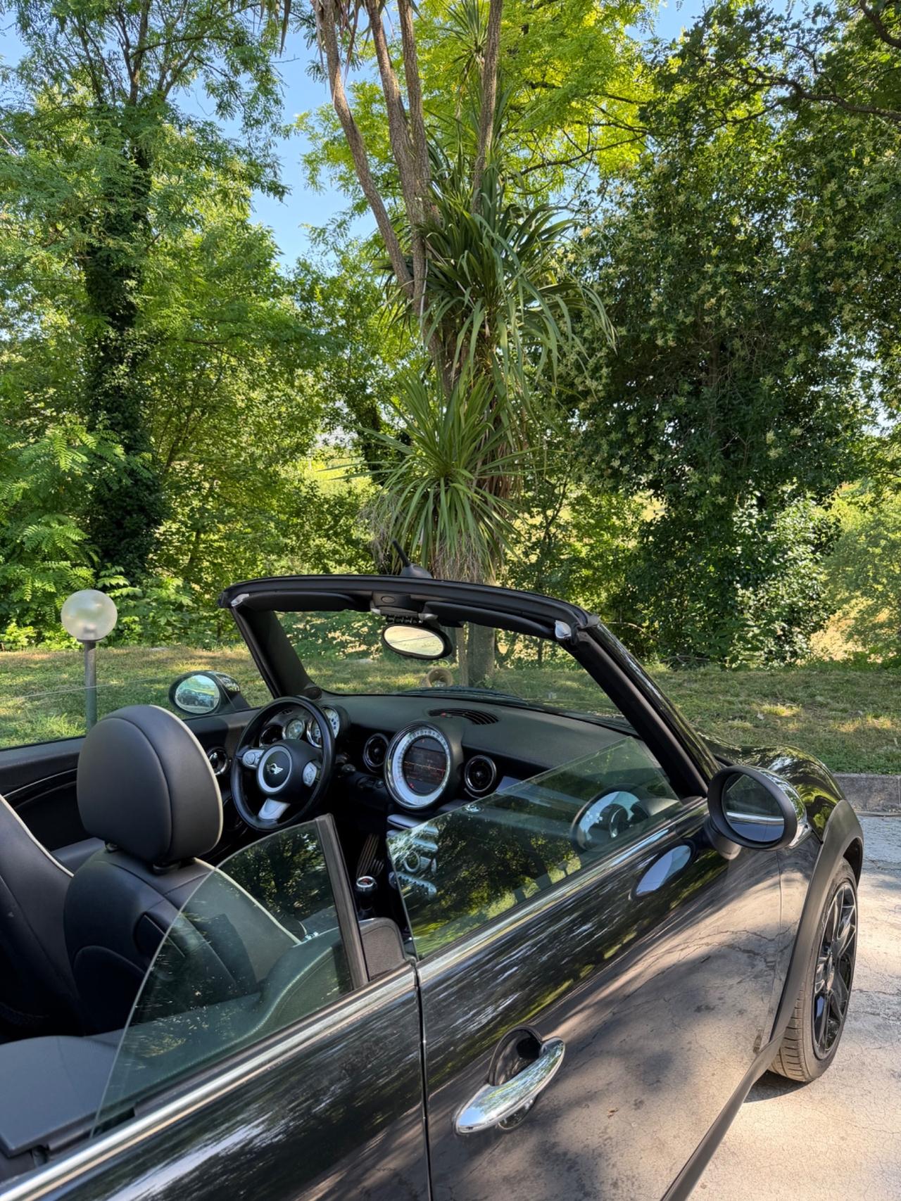 Mini John Cooper Works Cabrio S JHON