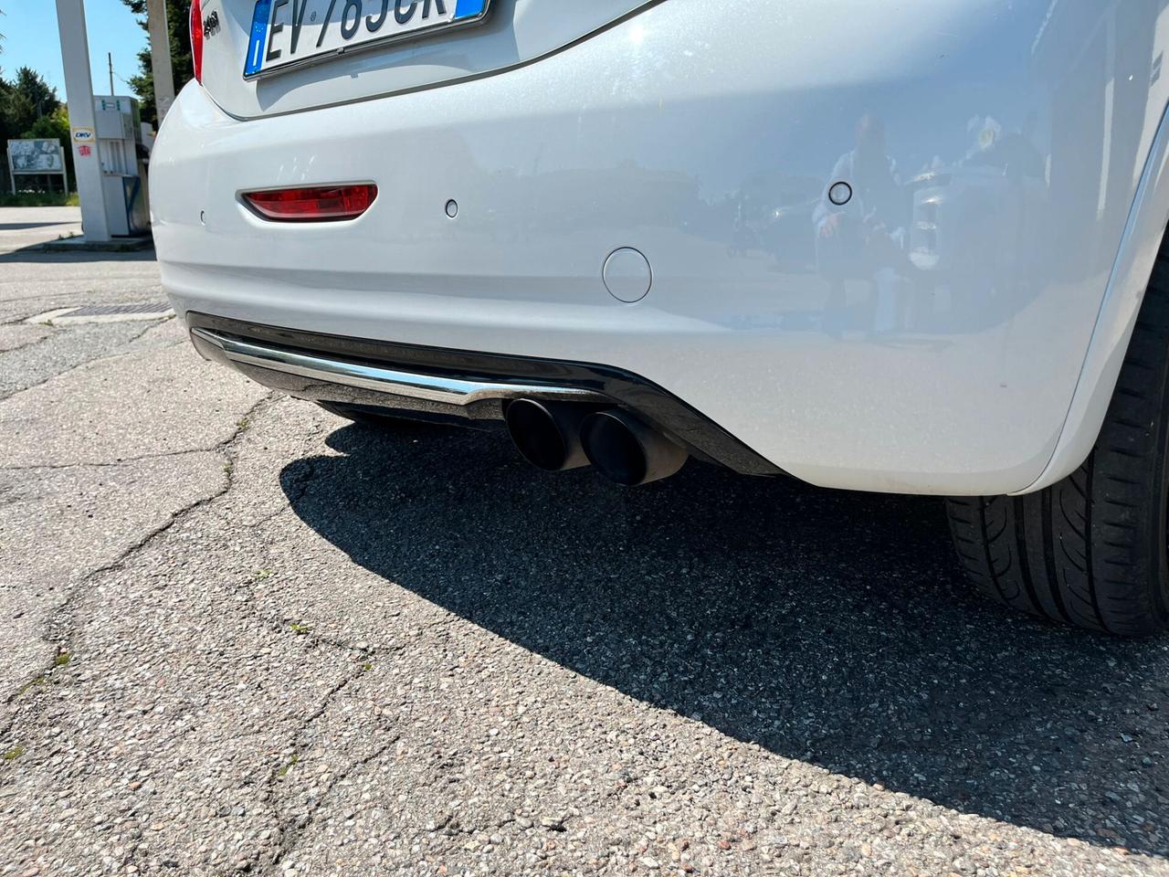 Peugeot 208 1.6 THP 200 CV 3 porte GTi STAGE 1 - CON GANCIO TRAINO A SCOMPARSA!