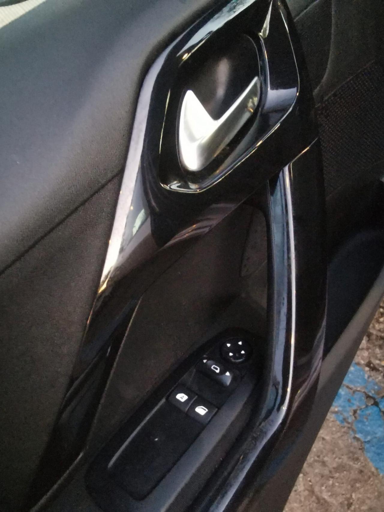 Peugeot 208 1.6 e-HDi 92CV 5P. Allure SUPERPREZZO