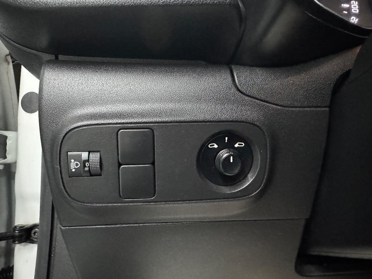 CITROEN C3 BlueHDi 100 S&S Shine Pack UNICO PROP/ CARPLAY