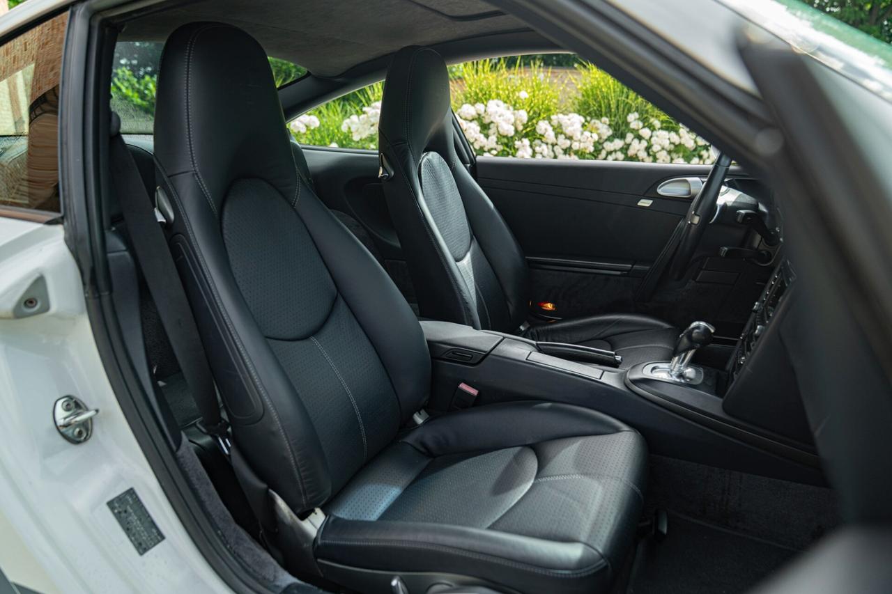 Porsche 997 (911) 3.6 CARRERA MK2 - RDS01413