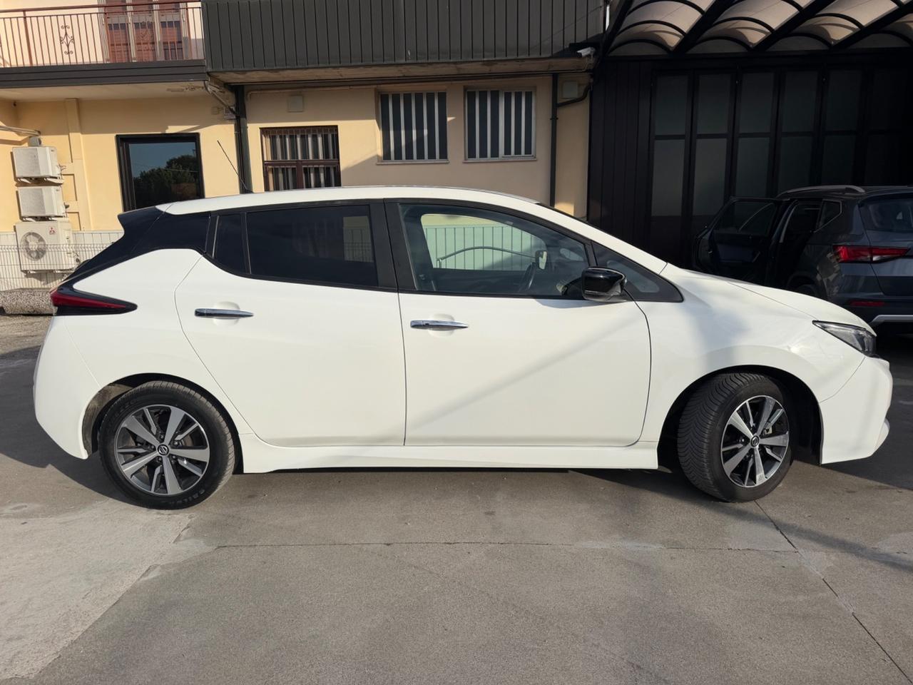 Nissan Leaf Acenta 40 kWh