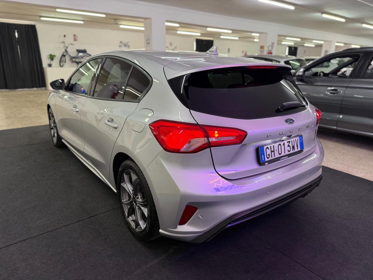 FORD Focus ST-Line 2022 hatchback 1.0 mild hybrid 125cv